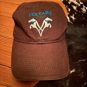 Voltaire hat